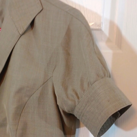 Calvin Klein short jacket - Picture 3 of 14